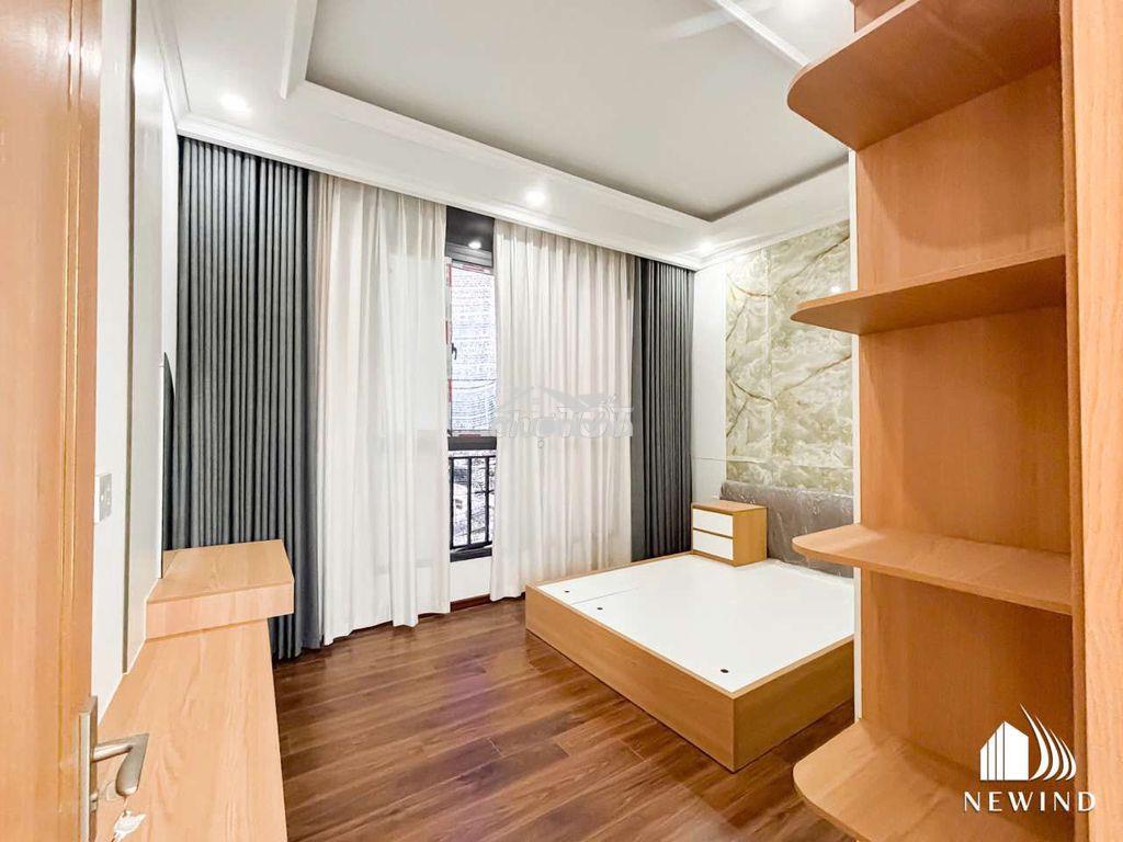 Penthuose làm văn phòng siêu lớn - Ảnh 3