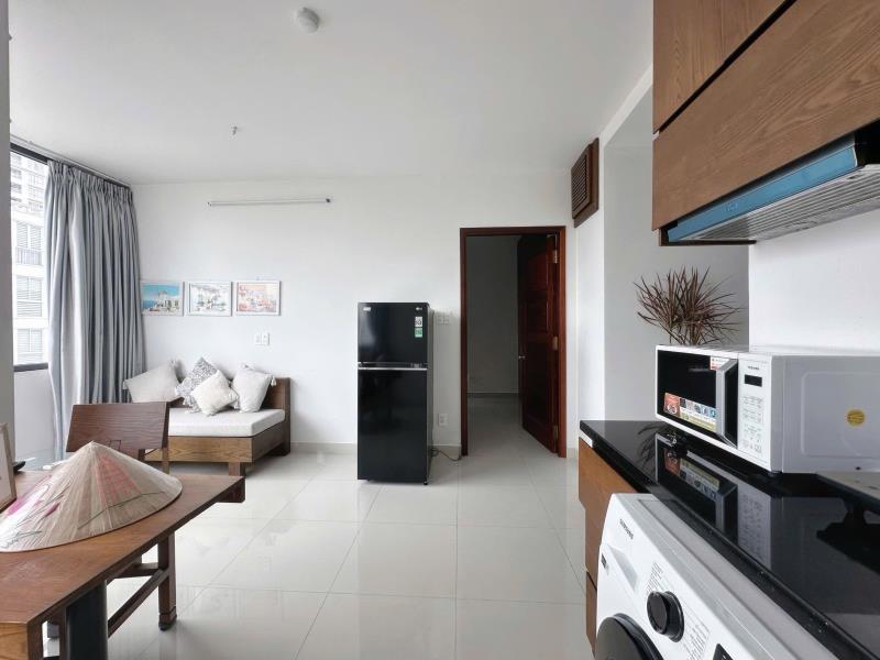  Cho thuê căn hộ có ban công view kính thoáng mát full nội thất đường nguyễn văn trỗi phú nhuận, sát quận 3, quận 1  - Ảnh 3