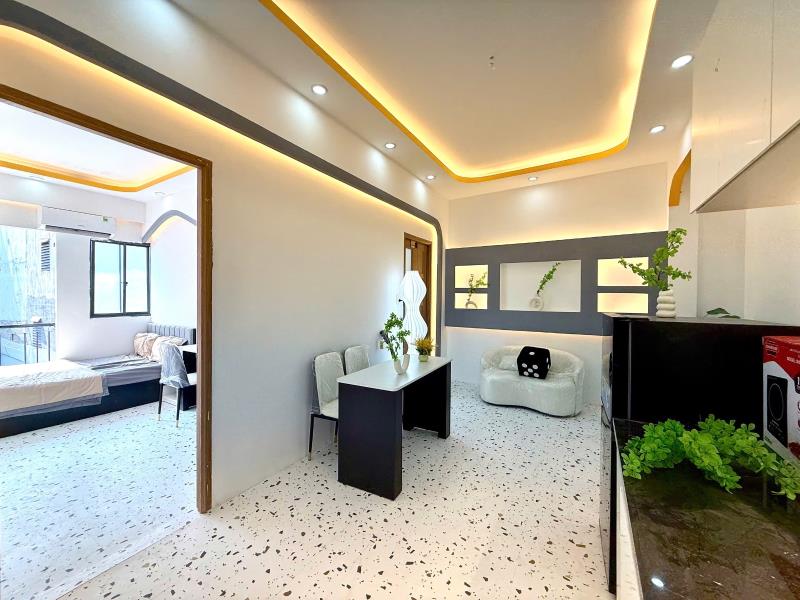 2pn 80m2 ban công gần vòng xoay lăng cha cả tân bình - bờ kè hoàng sa trường sa - giáp quận phú nhuận - quận 3