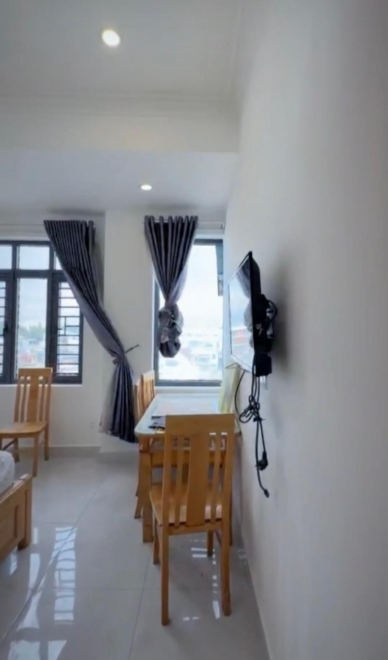 Cho thuê căn hộ cửa sổ lớn thoáng mát, rộng 40m2, full nội thất  – đào duy anh, phú nhuận gần sân bay tân sơn nhất - 0941746163 - Ảnh 2