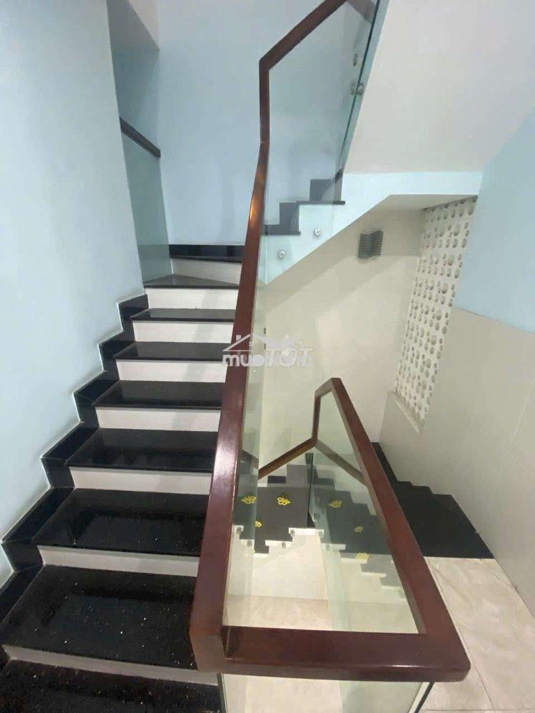 Nhà mới, hxh dt 4x16m 4 lầu, 4pn - Ảnh 3