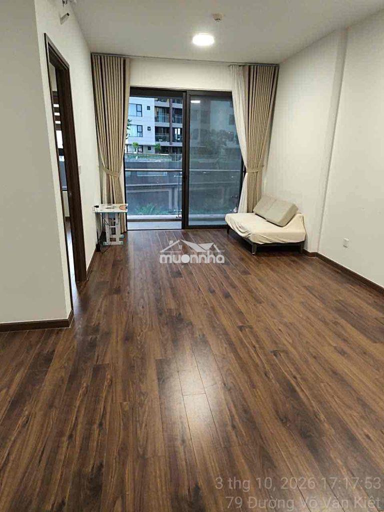 Cho thuê căn akari 78m2 tầng sân vương view hồ bơi giá 10,5tr