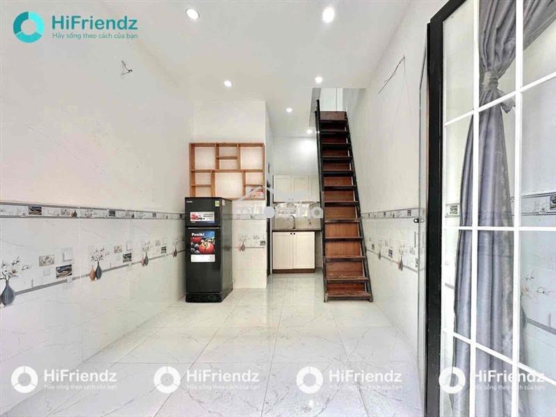 Căn hộ 1 trệt 1 lầu + ban công | đầy đủ nội thất _ gần aeon, hut