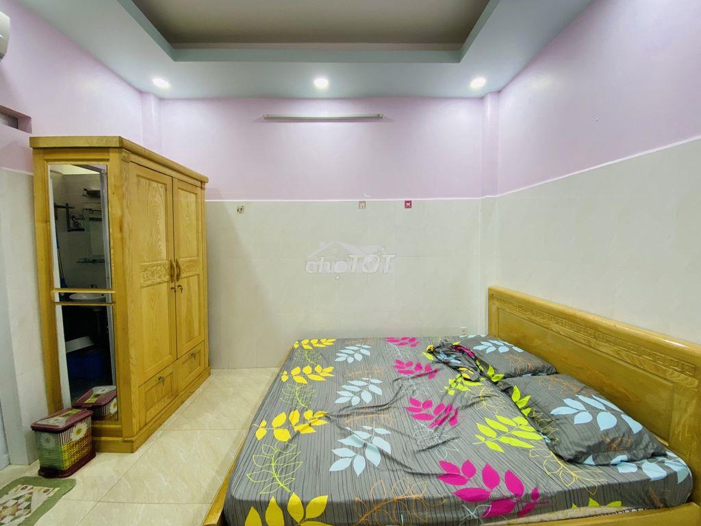 Phòng full nội thất, siêu thoáng ngay 183 tôn thất thuyết q4 giá rẻ - Ảnh 3