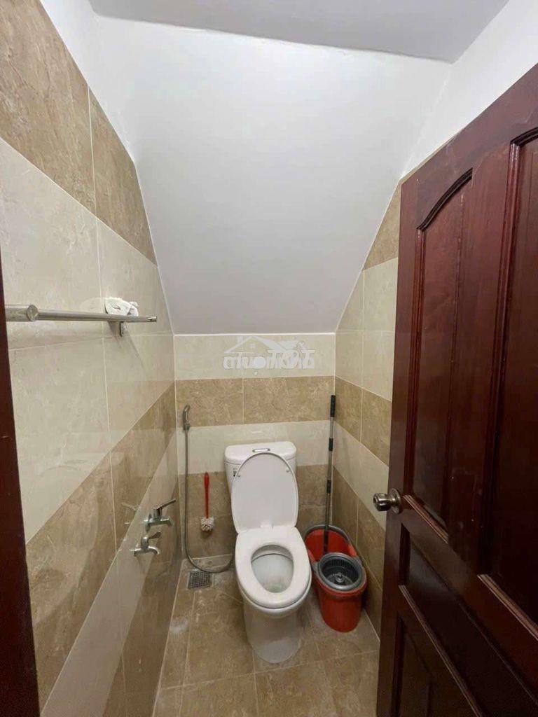 Nhà 1 trệt 2 lầu sân thượng 5x10m 4 phòng 3 wc hẻm 141 đường tám danh  - Ảnh 3