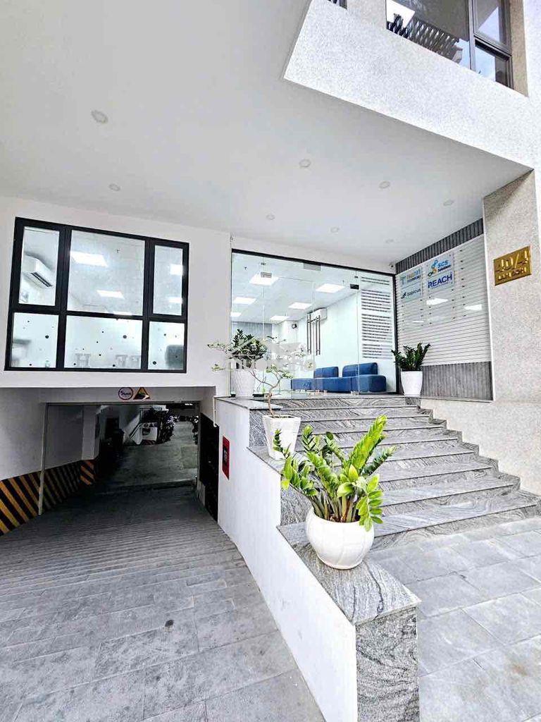 Cho thuê toà  nhà văn phòng