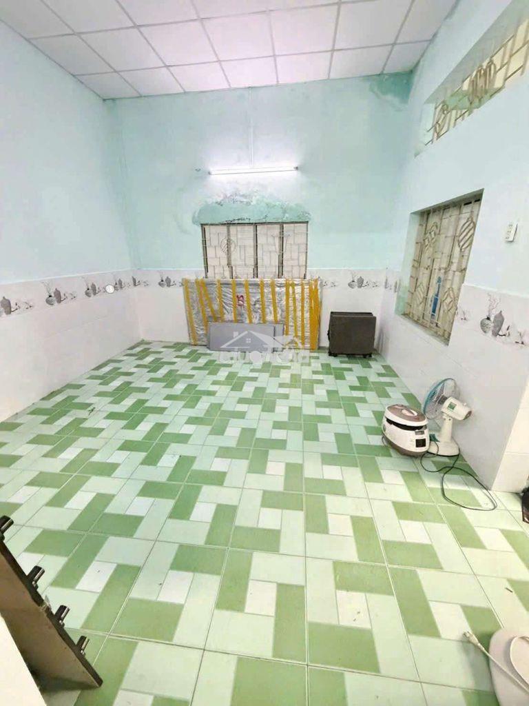 Hoàng ngọc phách. ( ngay chợ p18). tân phú. (2pn, 1wc). dtsd 100m2 - Ảnh 4