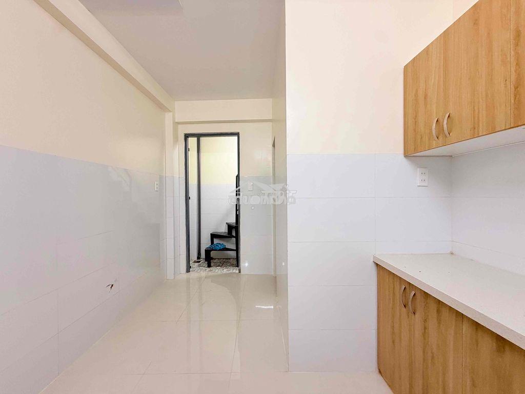 Nhà 1 trệt 1 lầu ngay cộng hoà- hoàng hoa thám - Ảnh 3