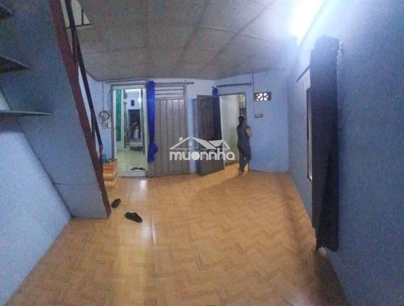 Nhà riêng, 40m2, gác rộng, giá rẻ gần trường hồng gấm