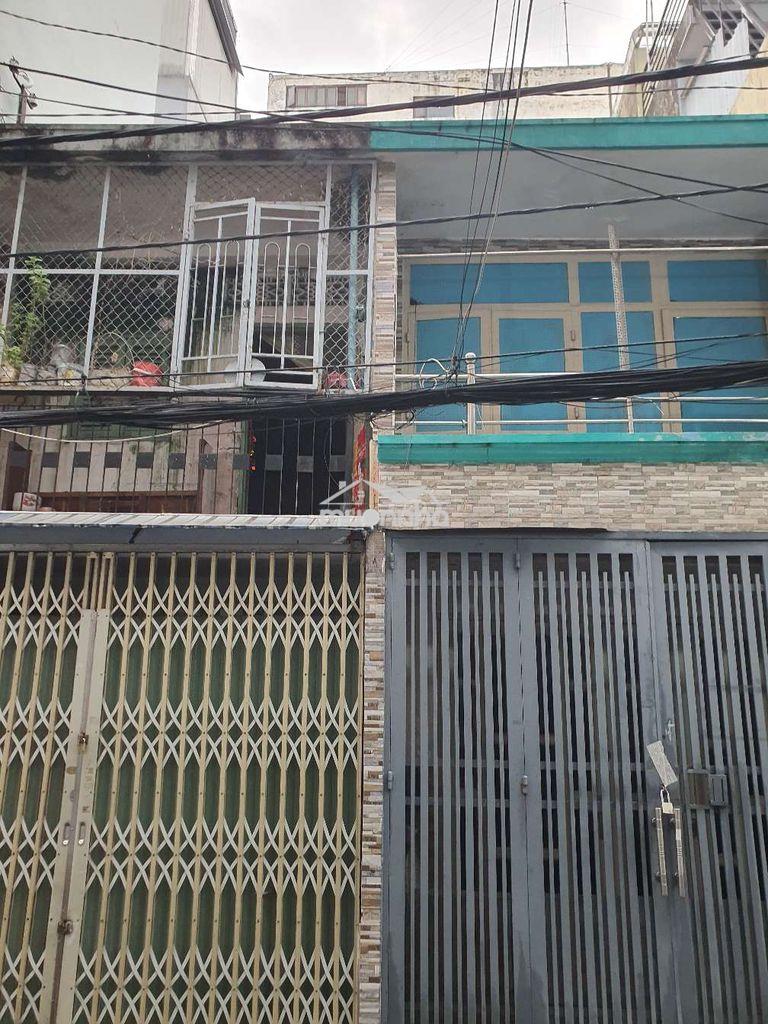 Nhà 393/27 trần hưng đạo q1