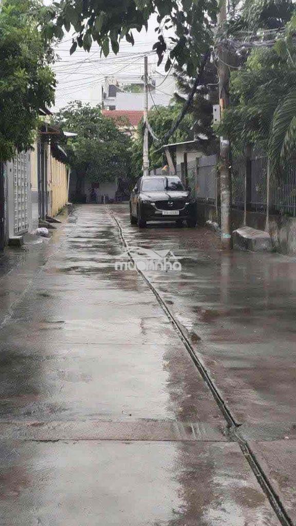 Nhà 1 trệt 2 lầu 4pn 5wc hẻm xe hơi gần chợ hiệp bình thủ đức
