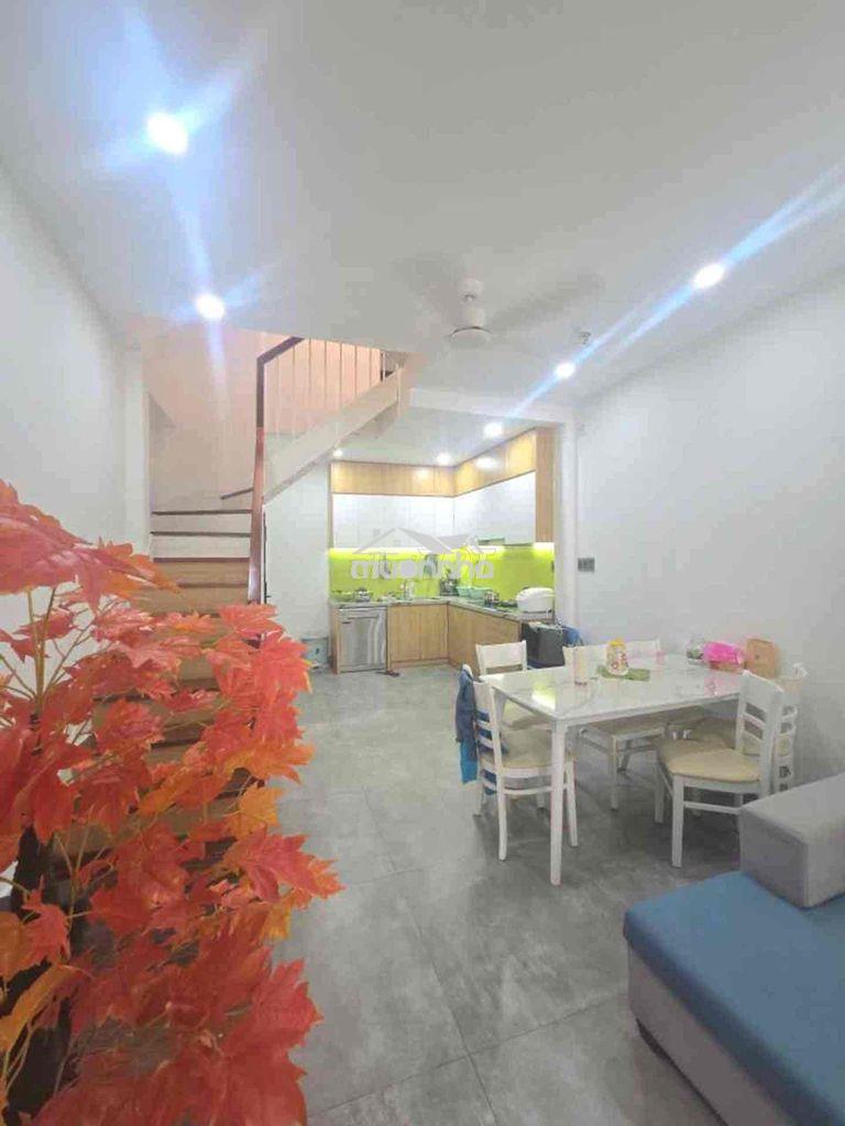 Nhà 3 tầng q11 ▸ hẻm xe hơi thông ▸ gấp bán