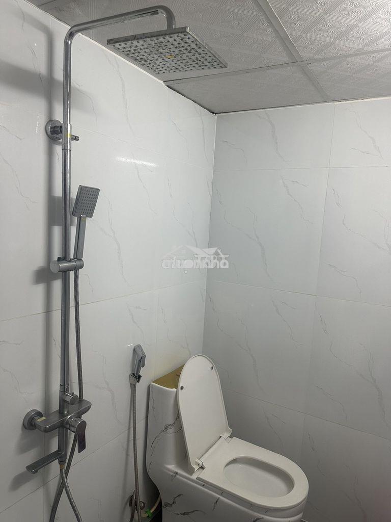 Nhà đẹp - diện tích lớn - giá rẻ - Ảnh 4