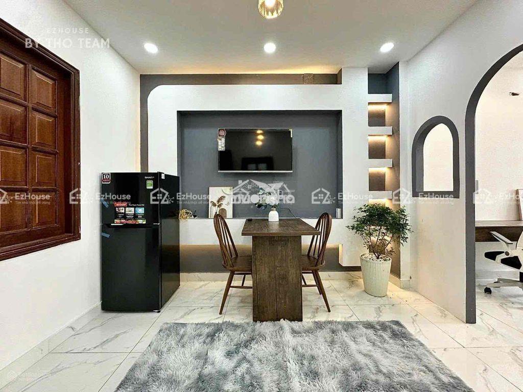 Siêu phẩm văn chung - 2pn tách bếp cực rộng, có ban công & sát nhà ga - Ảnh 4