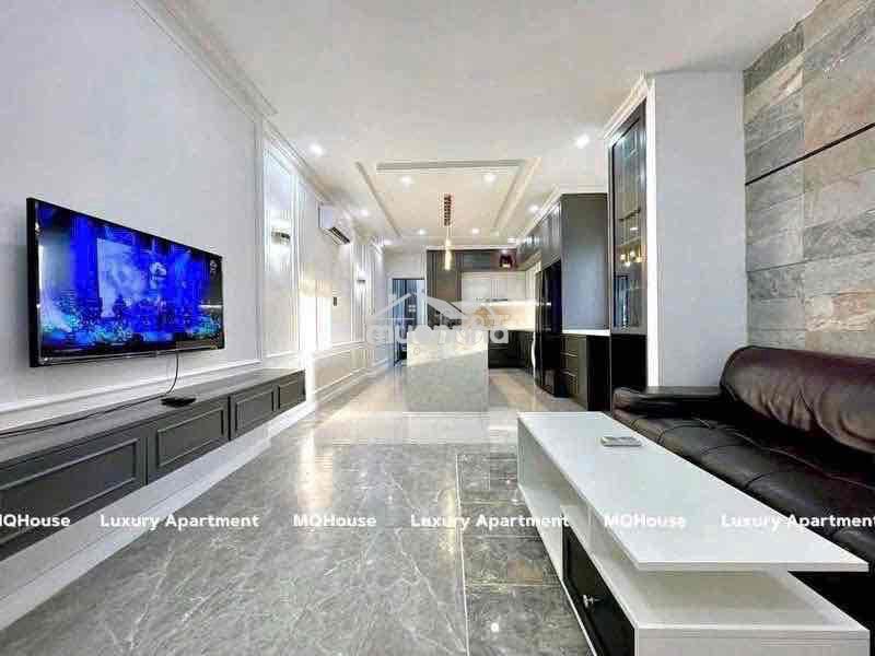Căn hộ 2 phòng ngủ 80m2 ngay trung tâm quận 10