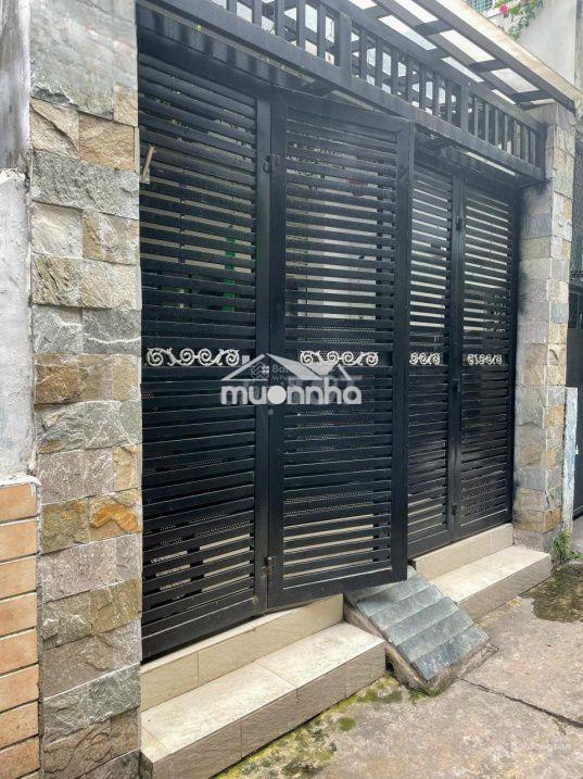 Nhà mới rộng rãi có sân để xe gần mt 3/2 - Ảnh 3
