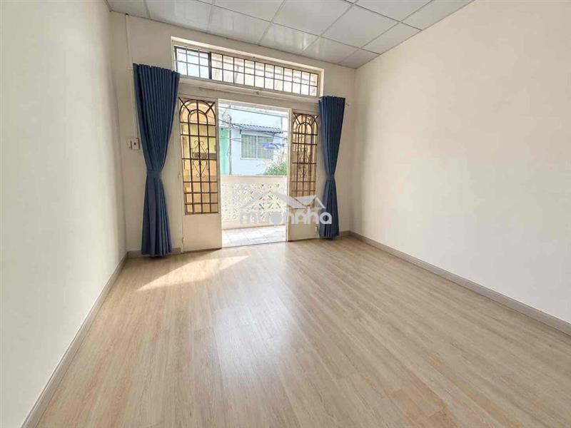 50m ra bờ kè q1, giá rẻ nhất