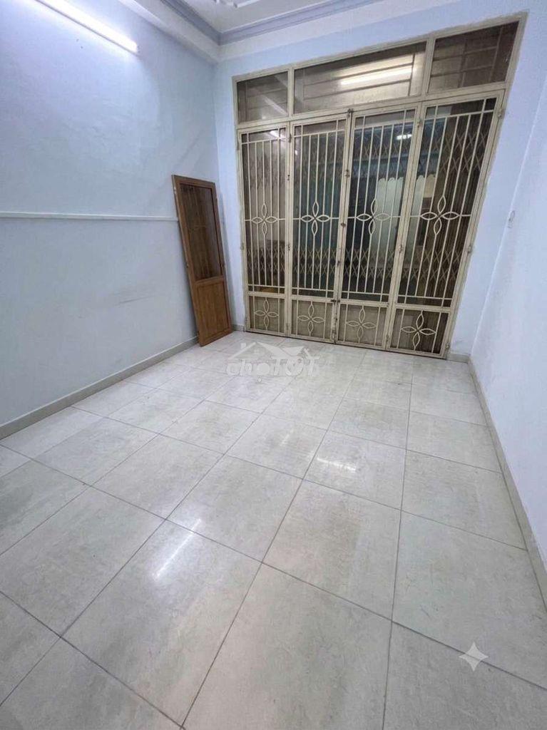 Nhà cho thuê đường âu cơ 3pn 2wc hẻm 3m thông