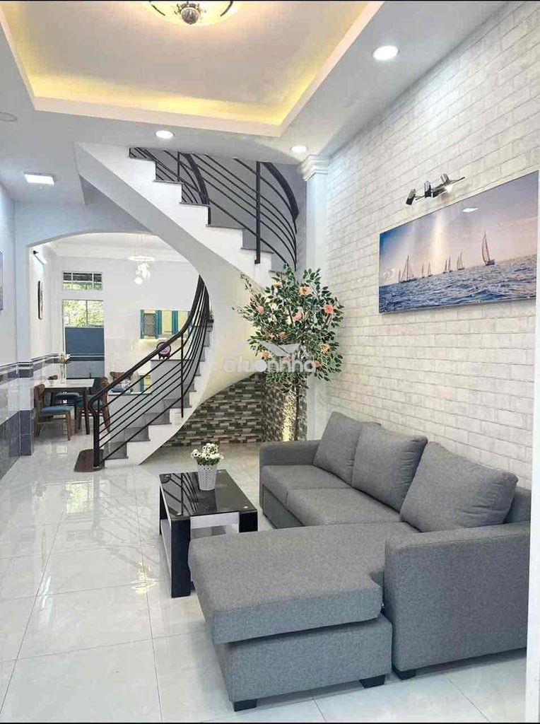 🏠Nhà cho thuê phạm thế hiển. p5. q8. hẻm xe hơi gần chợ nhị thiên đườn