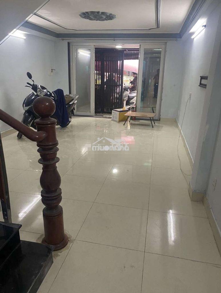 Bán nhà ngay chợ phú định p16 q8 - Ảnh 2