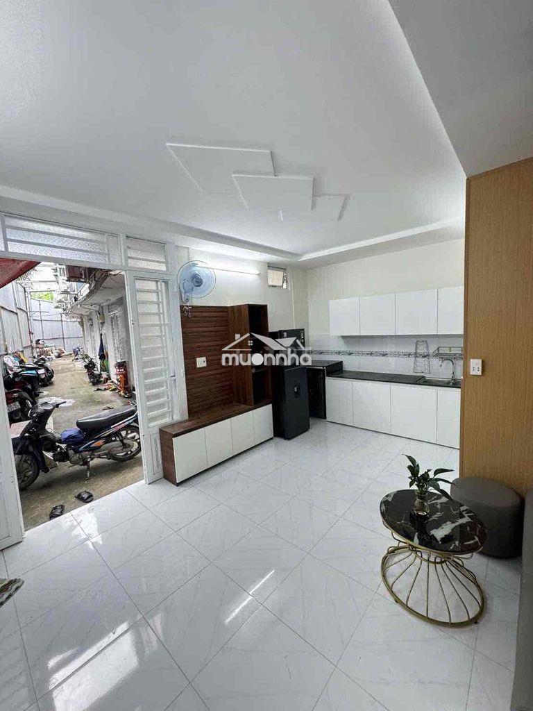 Nhà mới dọn vào ở liền khu an ninh sạch sẽ phun nội thất - Ảnh 2