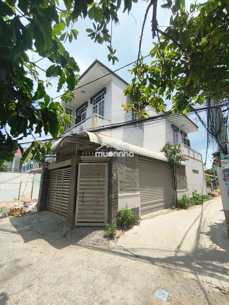 Nhà góc 2 mặt tiền hẻm - gần ngã 4 thủ đức 
