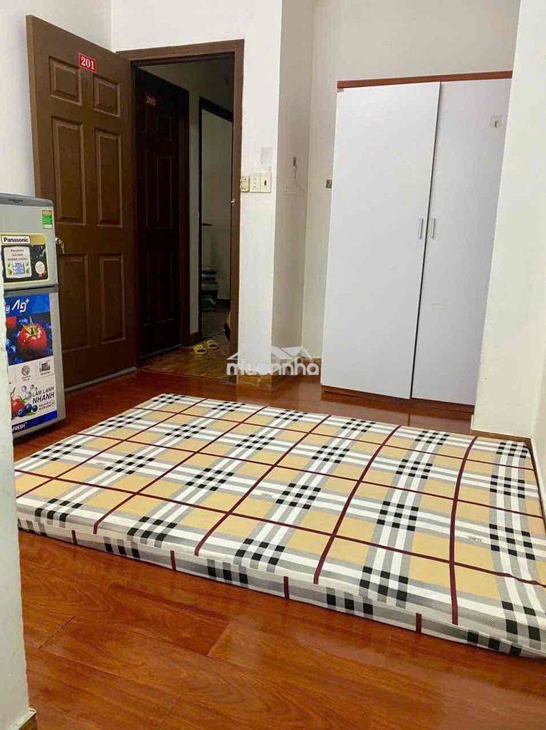 Phòng trọ giá rẻ có cửa sổ, bếp - thang máy ngay nguyễn trãi quận 1 - Ảnh 2