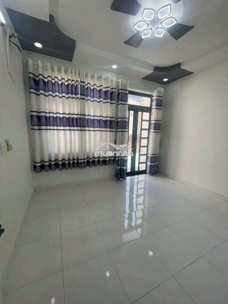 Nhà đẹp 3pn giá chỉ 11tr thống nhất p11 - Ảnh 2