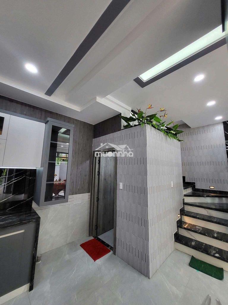 Nhà nguyên căn quận 7 huỳnh tấn phát