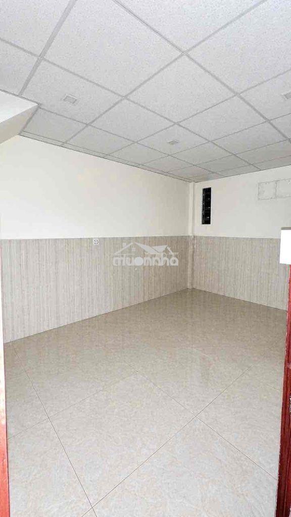 Cho thuê nhà nguyên căn hẻm 6m - đường văn cao, khu họ lê - Ảnh 3