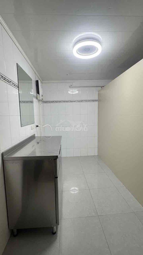 519/57 âu cơ chính chủ,hẻm 5m có 4 tầng đúc thật 6.3ty - Ảnh 4