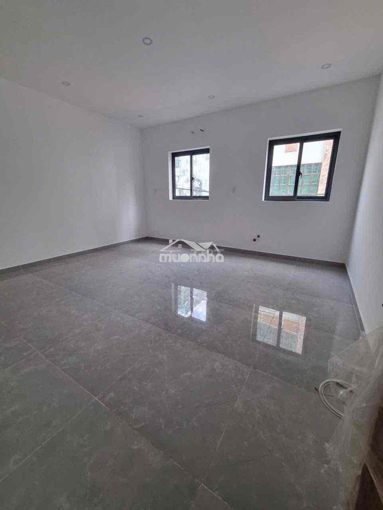 Nhà mới, rộng rãi 11 x 20m, 1 trệt 1 lầu - hxh, âu cơ p9 tb - Ảnh 2