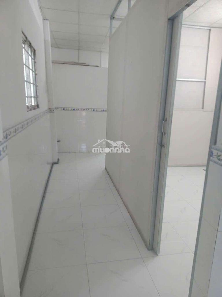 Cho thuê nhà cấp 4 gần chùa viên minh hẻm xe hơi nội thất đầy đủ - Ảnh 2