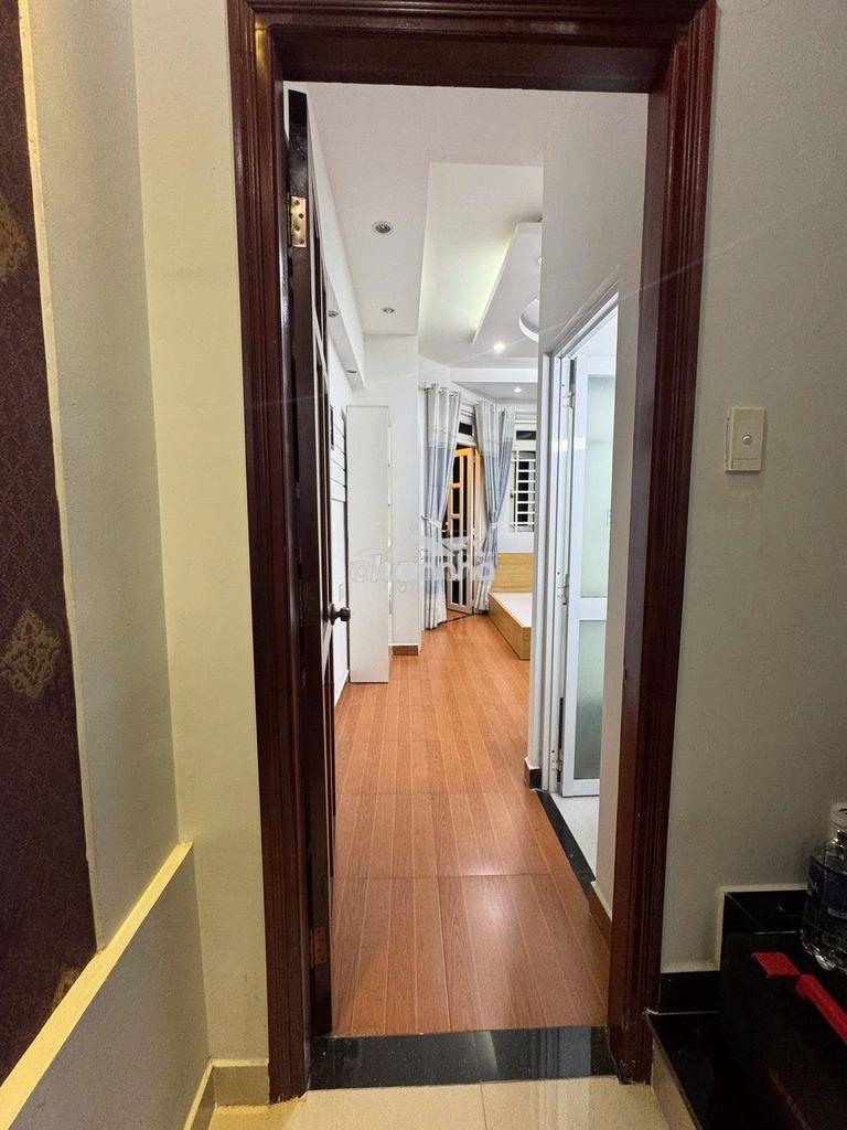 Ban công lầu 1 , 25m2  vạn kiếp-nguyễn văn đậu full nội thất mới 100% - Ảnh 3