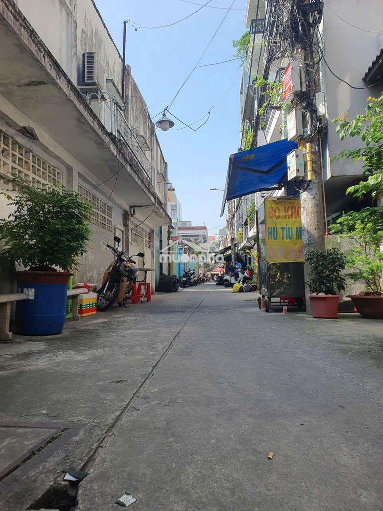 Bán nhà đường bình thới q11 giáp q10 ,đqyaf đủ nội thất