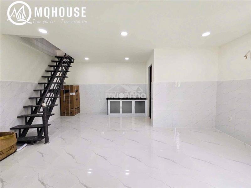 Nhà nguyên căn siêu to - ngay khu chế xuất - điện nước giá nhà nước