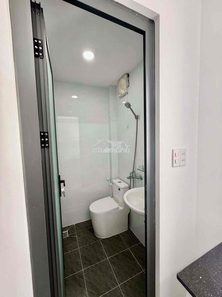 Phòng thang máy trống sẵn full nội thất phú nhuận - Ảnh 4