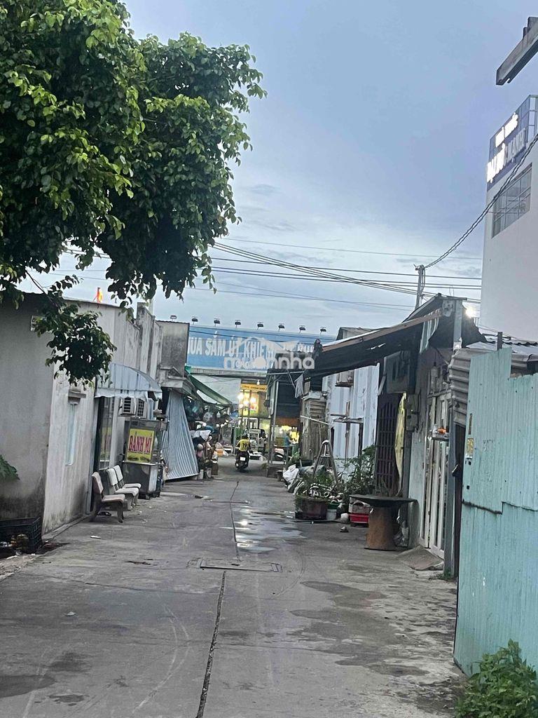 Cho thuê nhà nguyên căn đường xe hơi lê văn khương