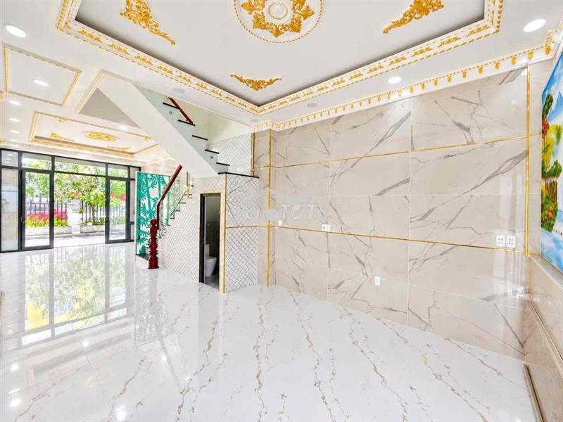 Bán gấp nhà 52m2 ngay trung tâm bình phú hẻm xe tải thông