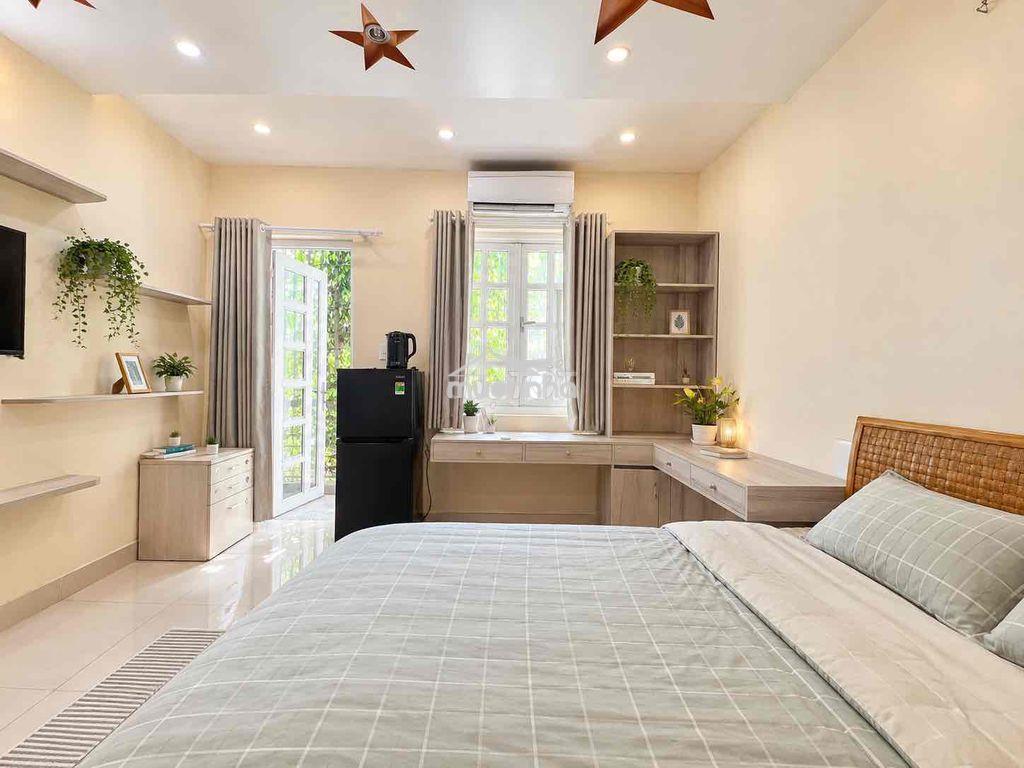 Studio ban công thoáng gần sân bay - Ảnh 2