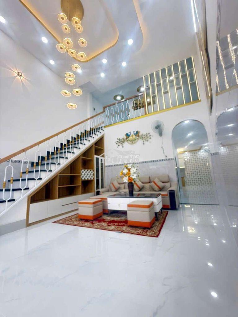 Nhà mới hiện đại ngày chợ đường thông - Ảnh 2