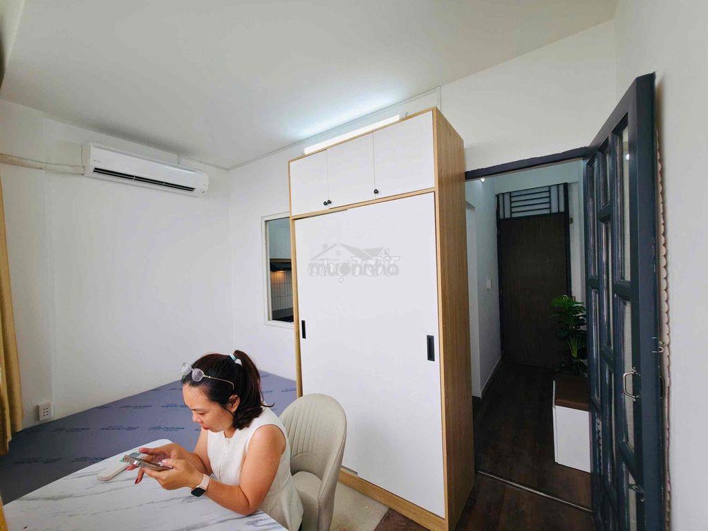 Studio dạng 1pn bancol ngay sát sân bay - Ảnh 3