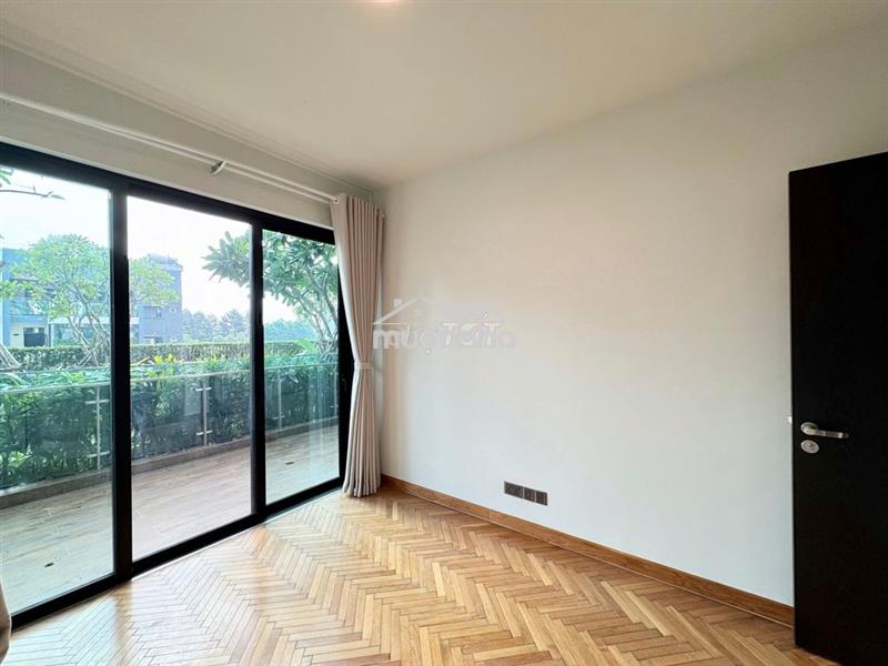 1pn sân vườn feliz en vista ntcb cần tìm khách thuê giá 19tr/ tháng.