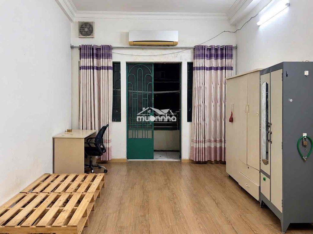 Chính chủ cho thuê phòng trọ 40m2 có ban công giá 5tr9 gần hàng xanh - Ảnh 4