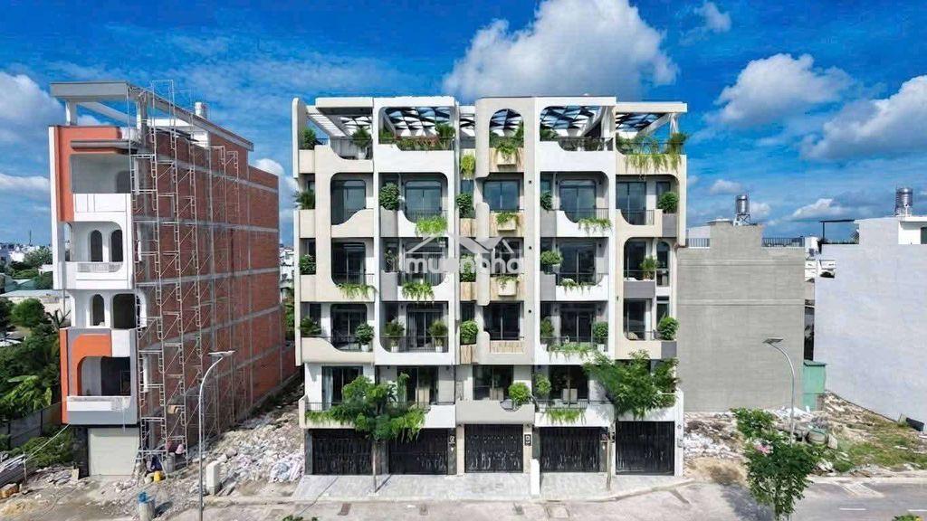 Siêu phẩm luxury 5 tầng có thang máy ngay ngã tư ga 1/ thạnh lộc 29 - Ảnh 2