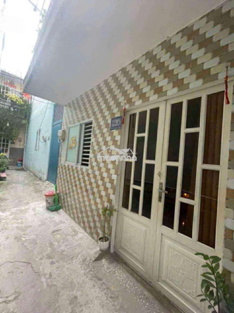 Nhà 20m2,gần nhà trẻ,shr