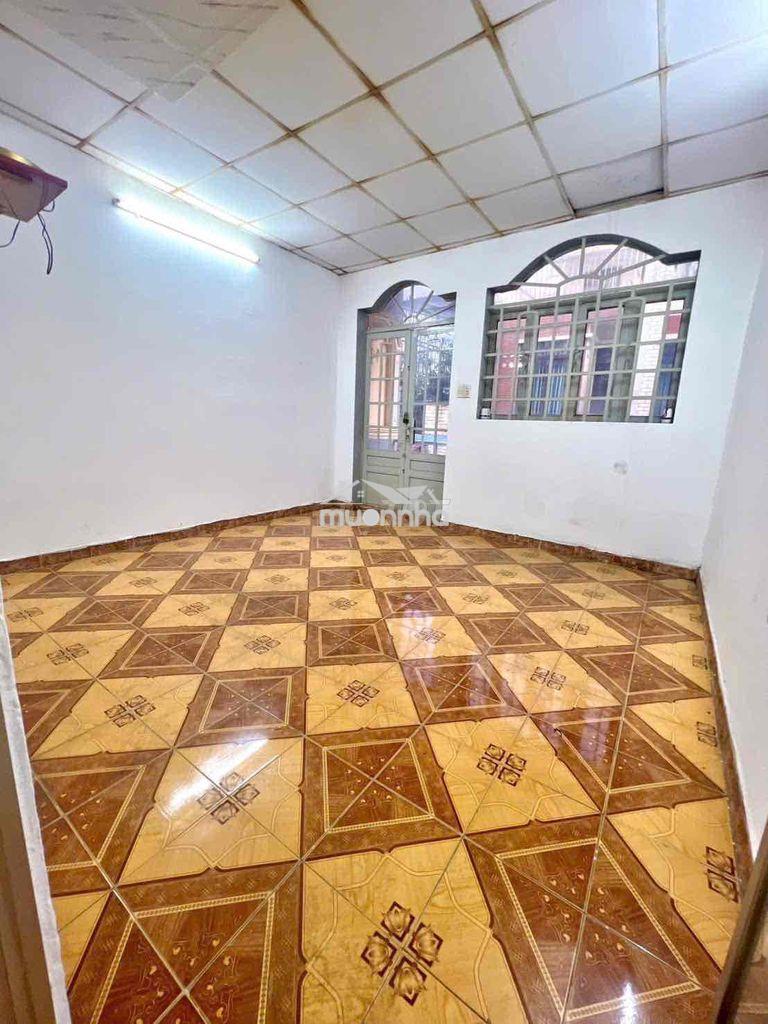 Nhà cho thuê nguyên căn thoại ngọc hầu 3pn - Ảnh 4