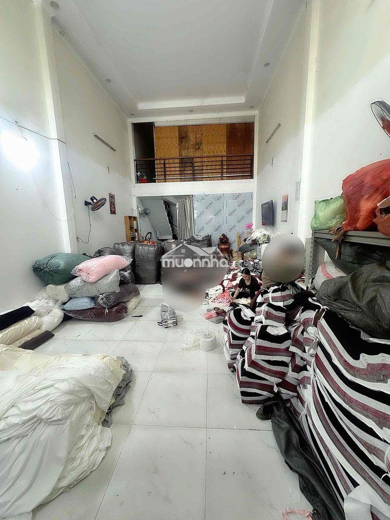 Nhà 5.5 m ❌22m đúc lửng 1pn,2wc ,hẻm 7m ,kênh nước đen