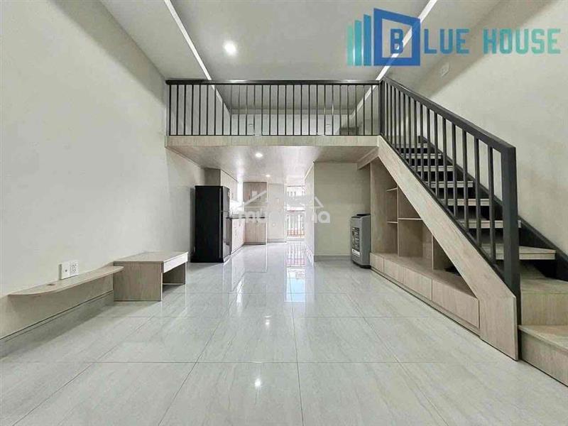 Duplex full nội thất, ban công rộng thoáng mát ngay trung tâm quận 7