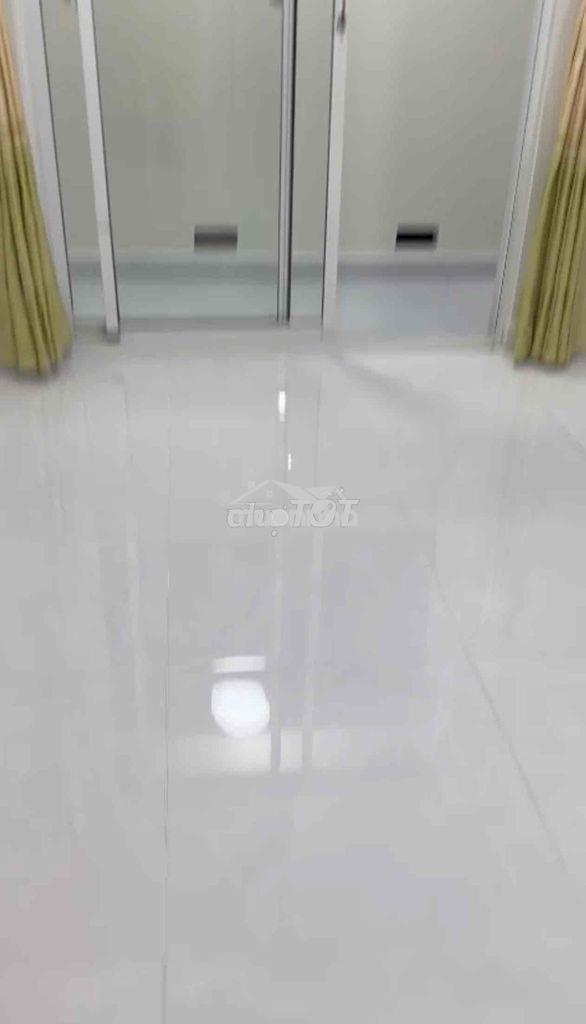 Bán căn hộ chung cư hoàng quân đg nguyễn văn linh